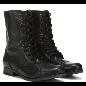 Steve Madden Troopa black leather combat boots